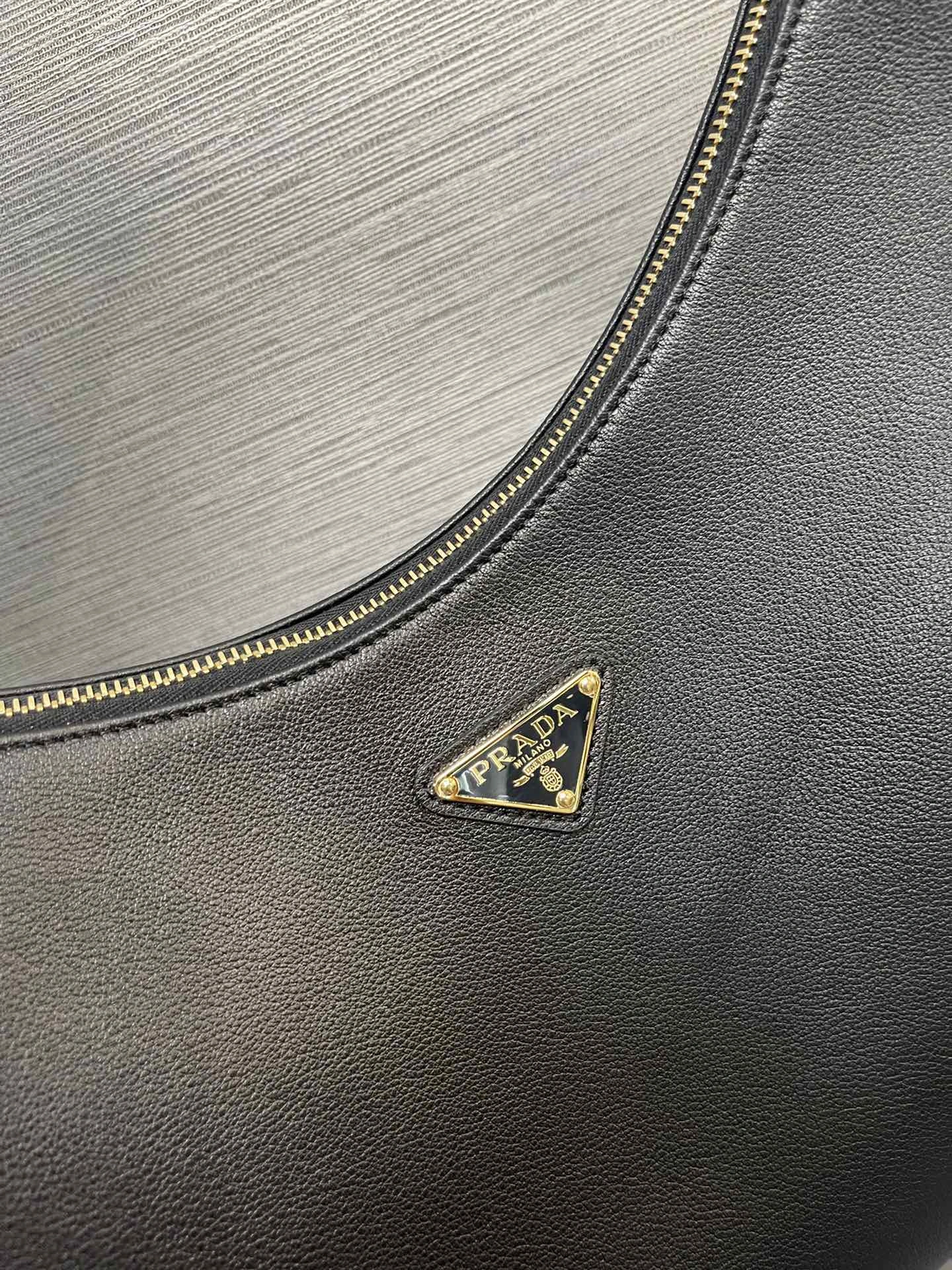 Pra*a top handle bags 4135d-0060