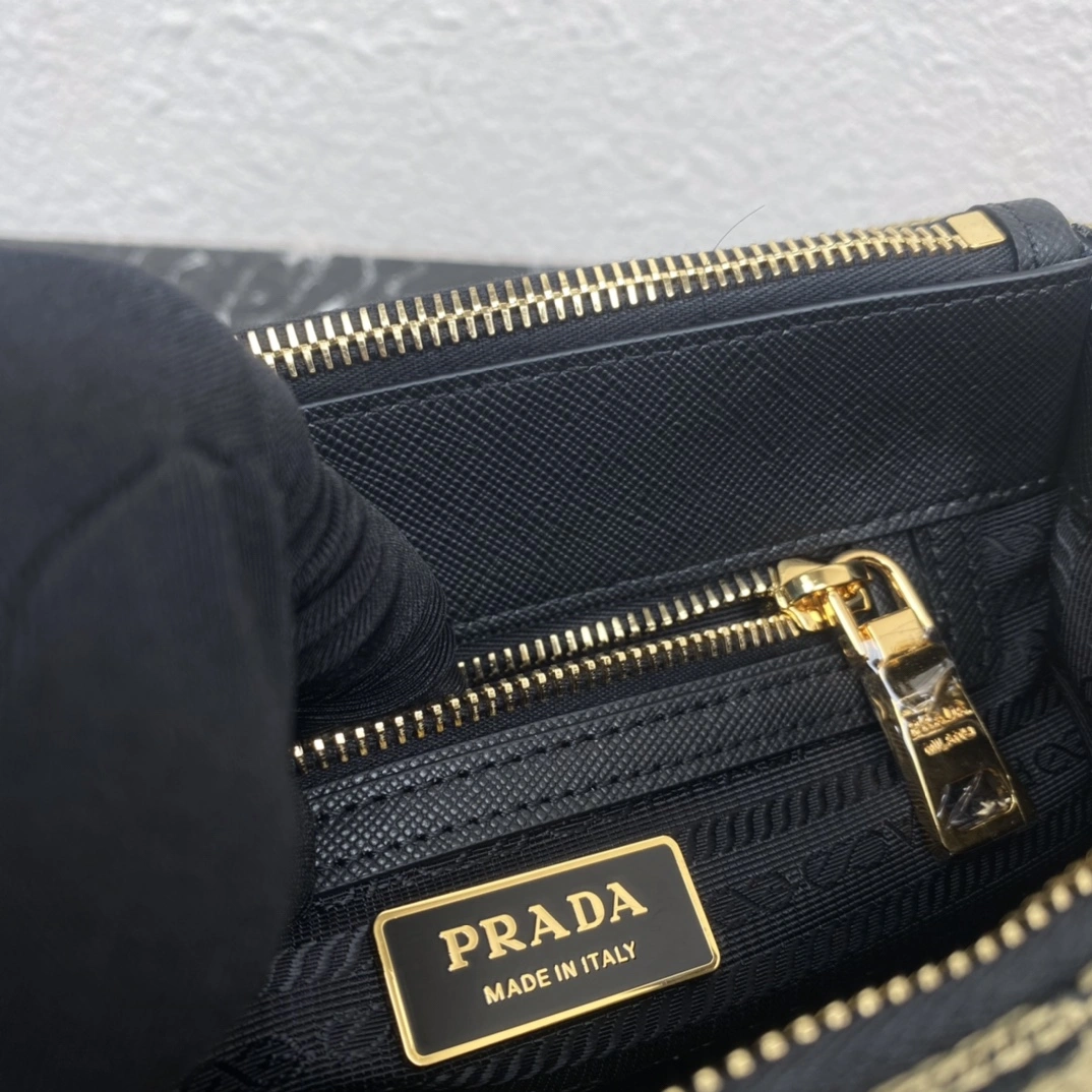 Pra*a top handle bags 4135d-0068