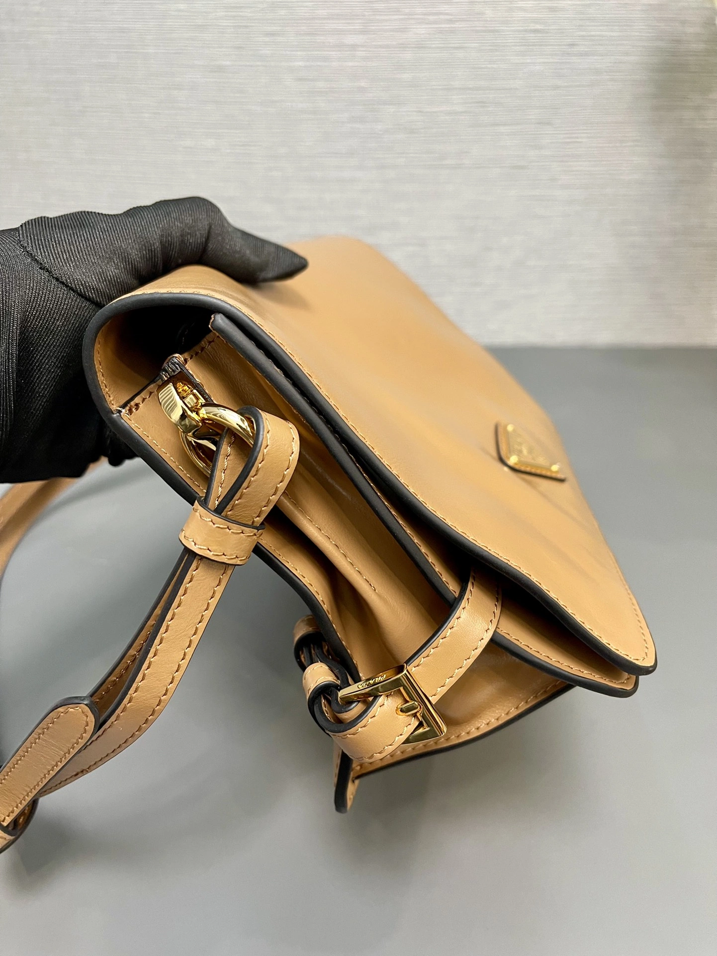 Pra*a top handle bags 4135d-0077