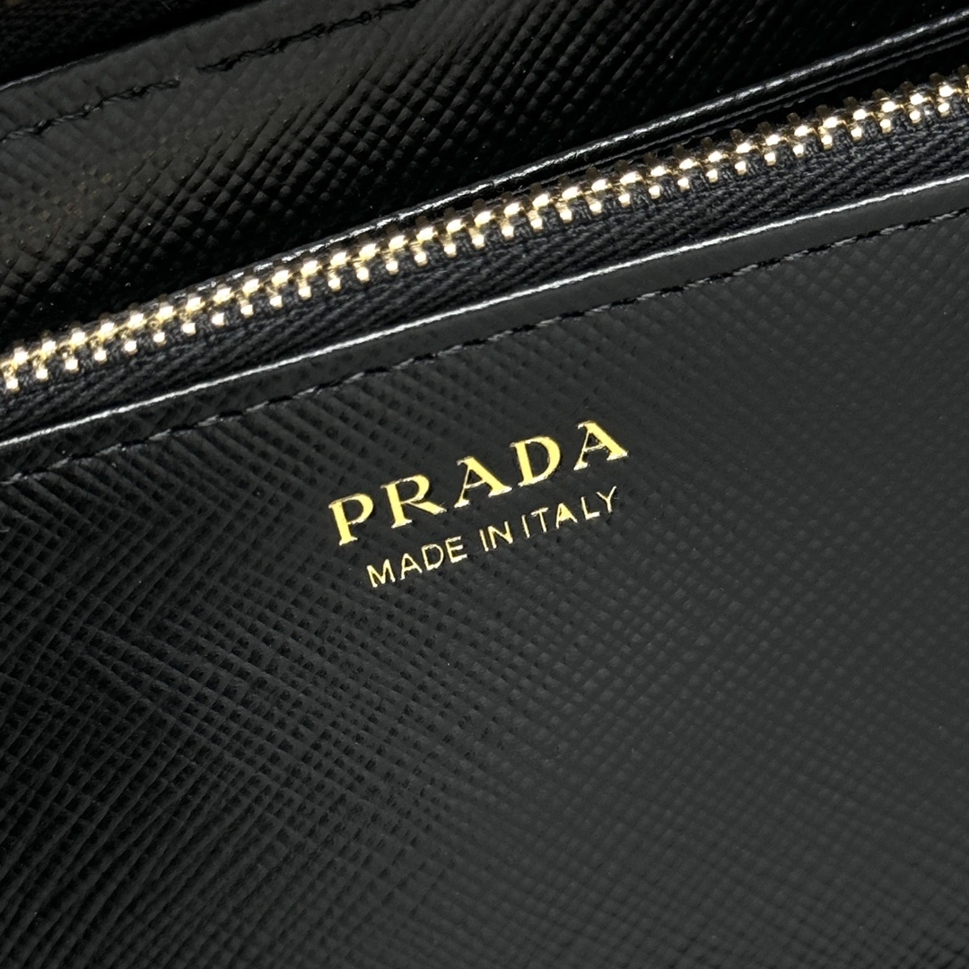 Pra*awallets 4135d-0086