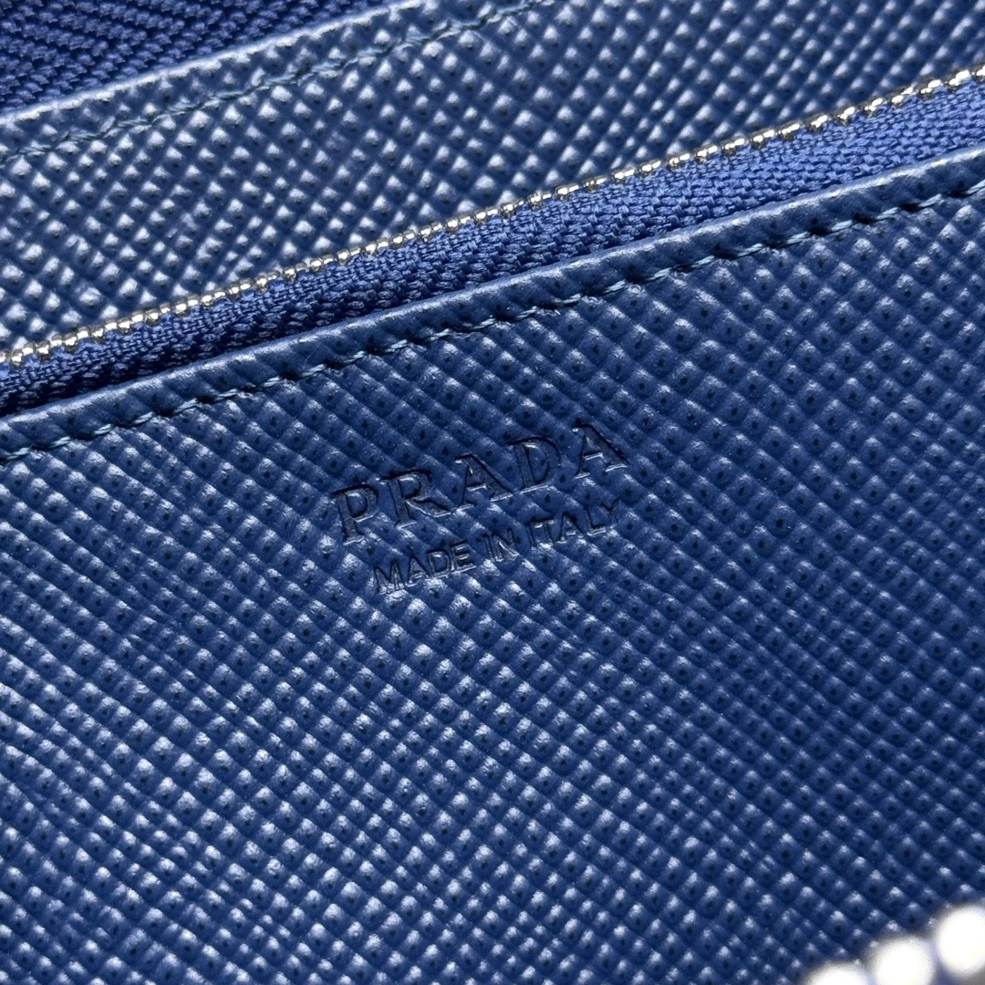 Pra*awallets 4135d-0088