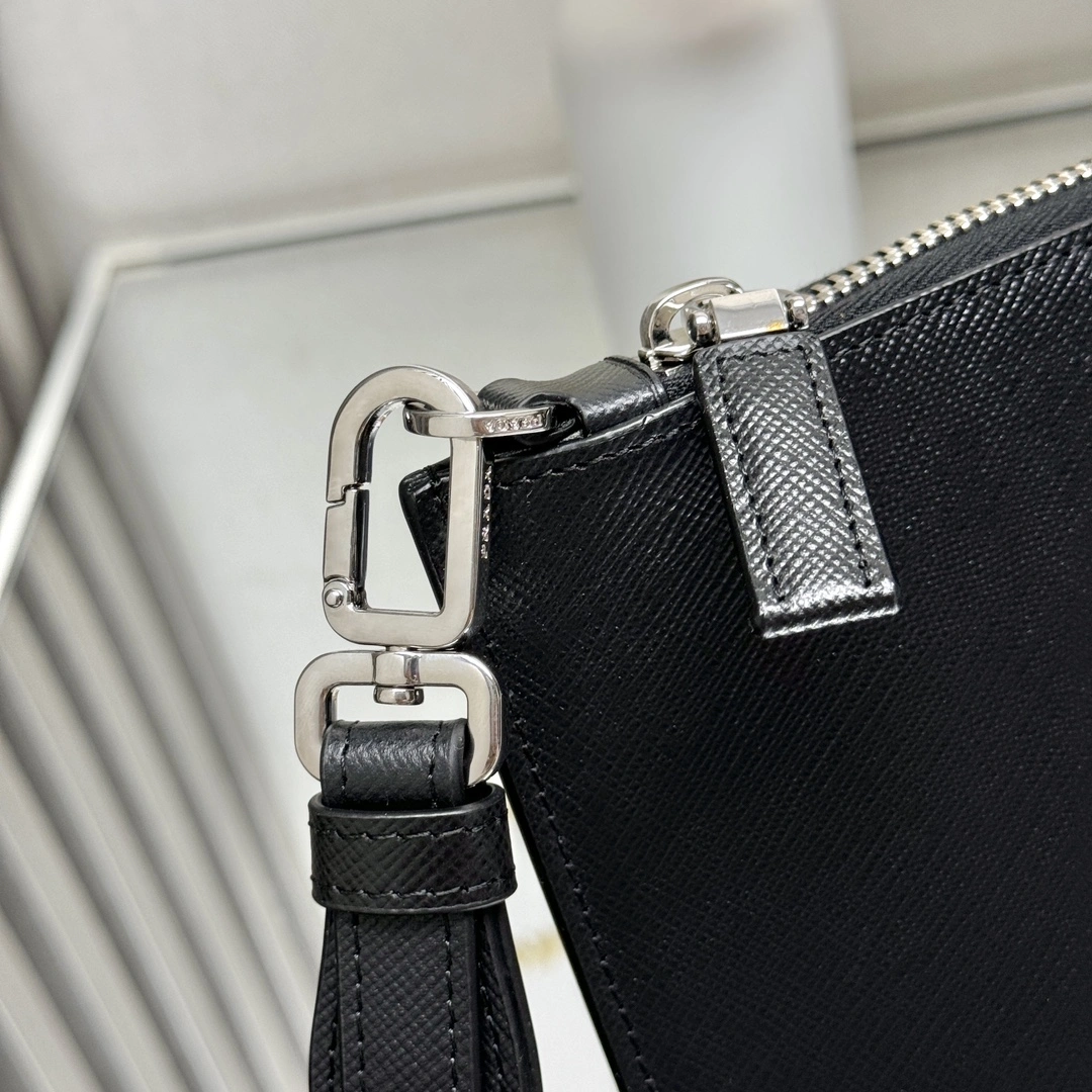 Pra*a clutch bags 4135d-0089