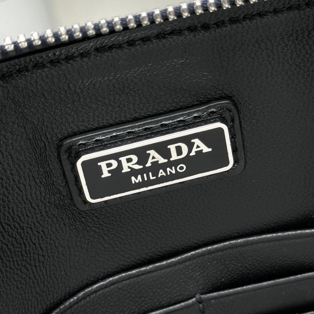 Pra*a clutch bags 4135d-0090