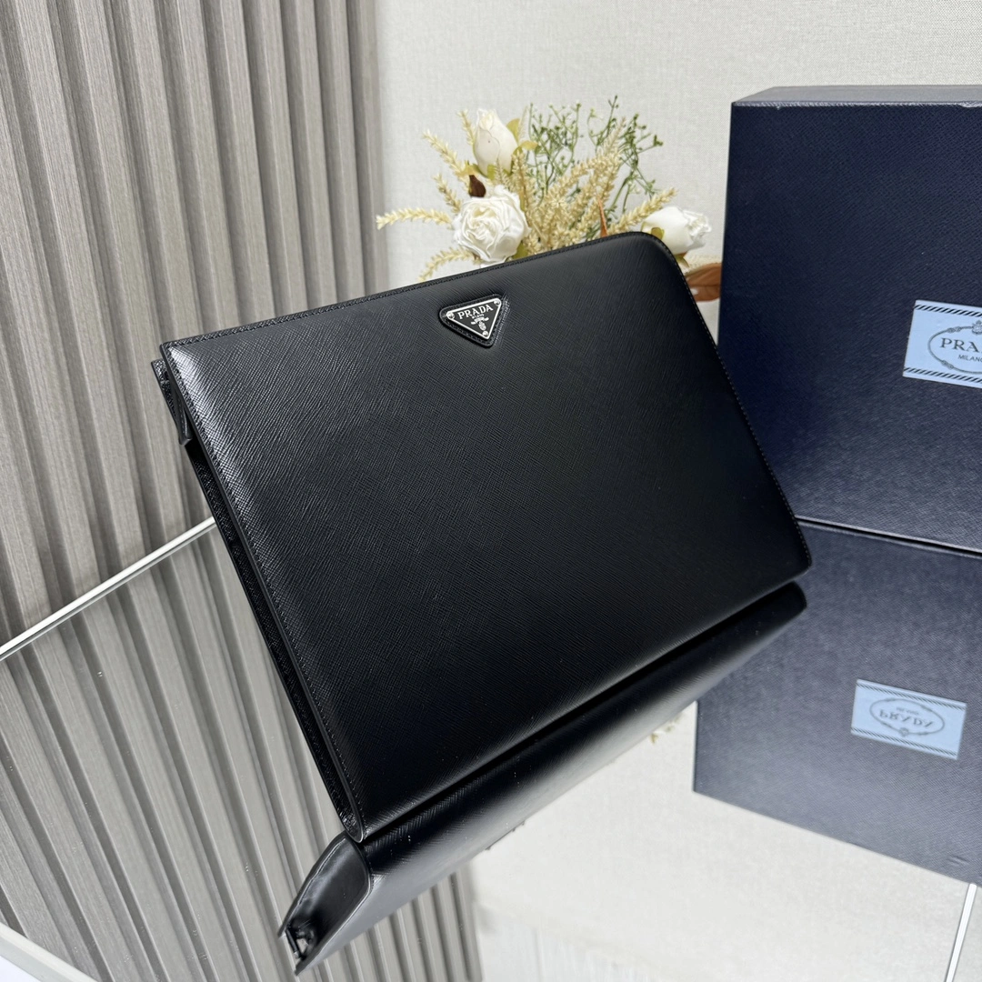 Pra*a clutch bags 4135d-0091