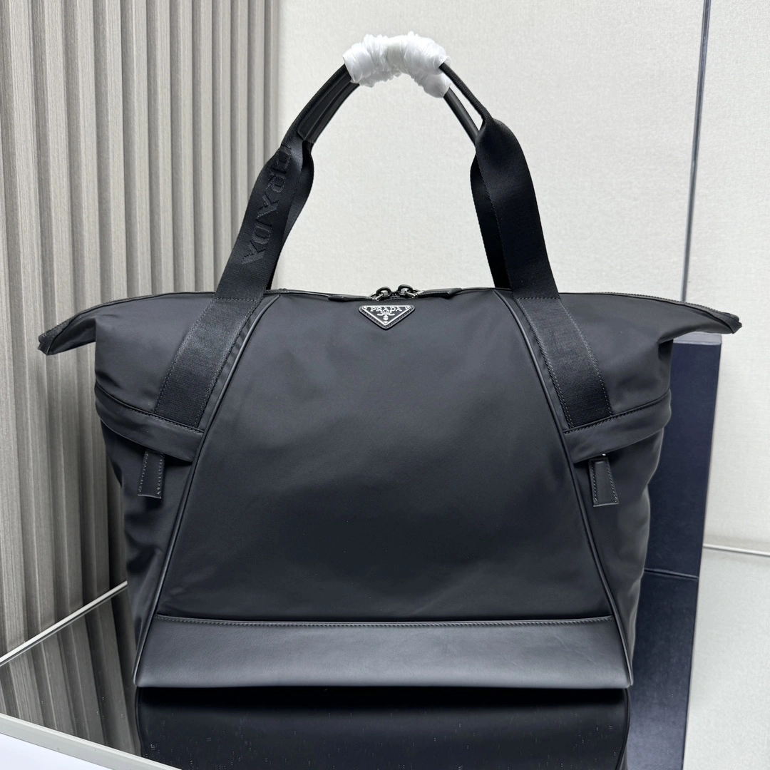 Pra*a travel bags 4135d-0094