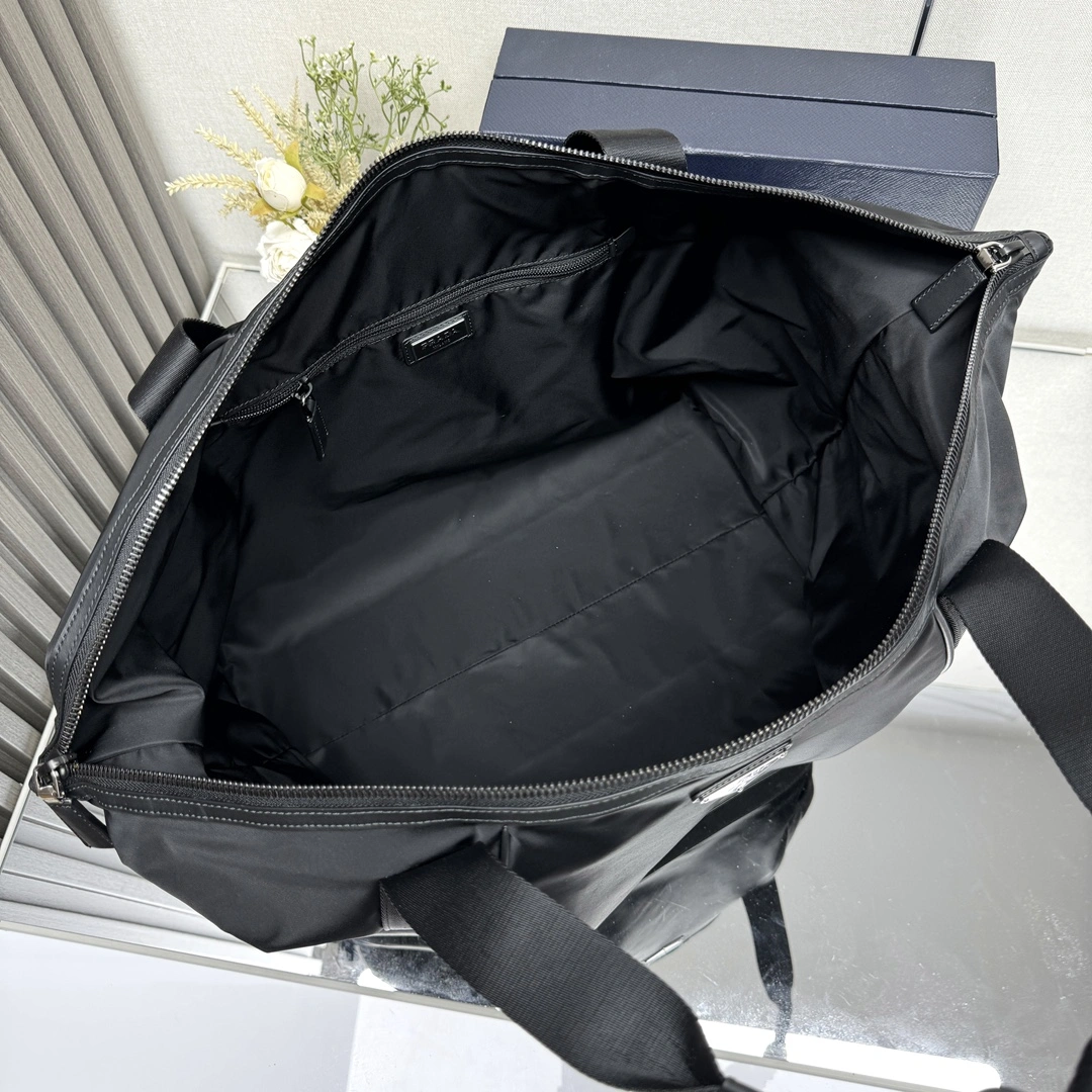 Pra*a travel bags 4135d-0094