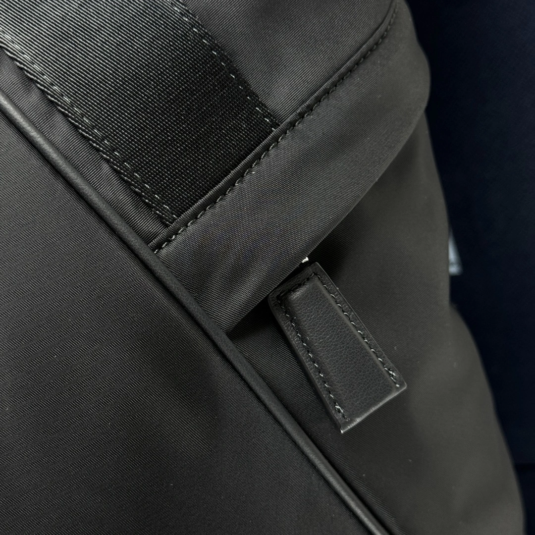 Pra*a travel bags 4135d-0094