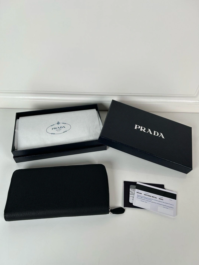 Pra*awallets 4135f-0073