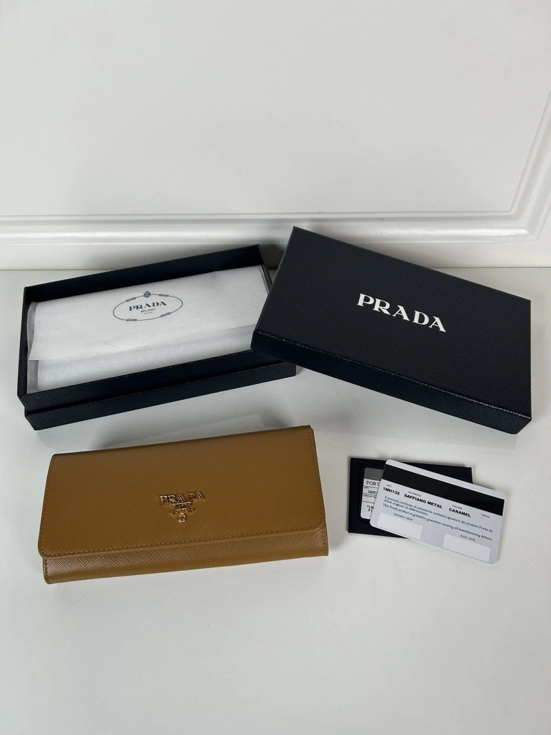 Pra*awallets 4135f-0181