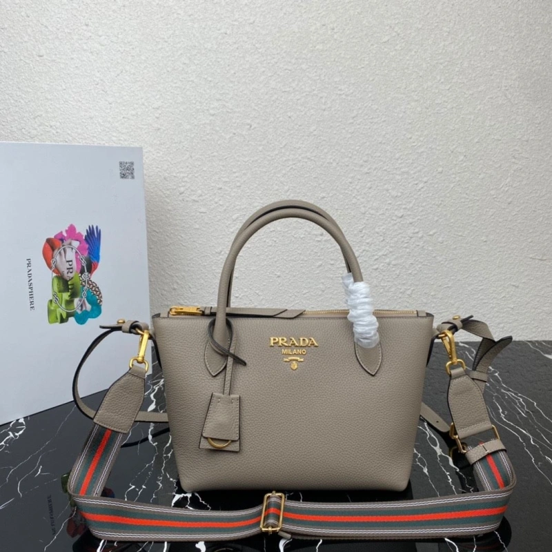 Pra*a shopping bags 4135f-0207