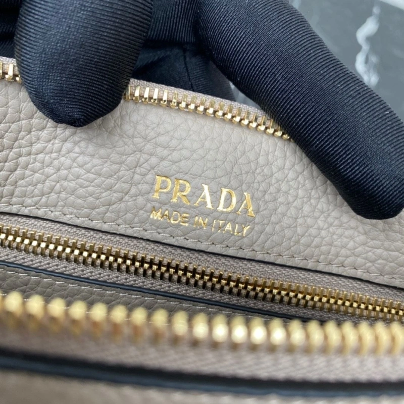 Pra*a shopping bags 4135f-0207