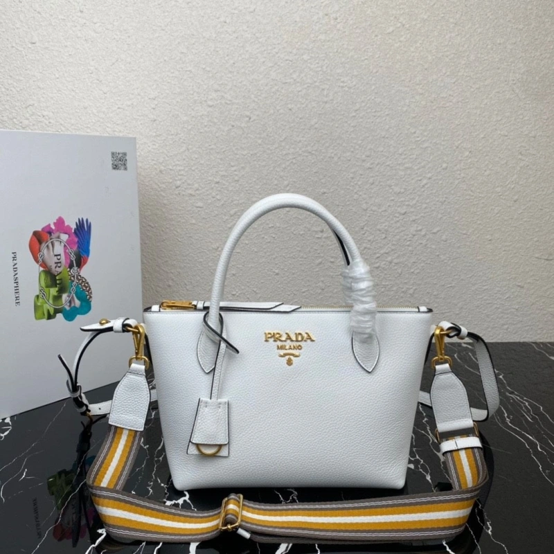 Pra*a shopping bags 4135f-0208