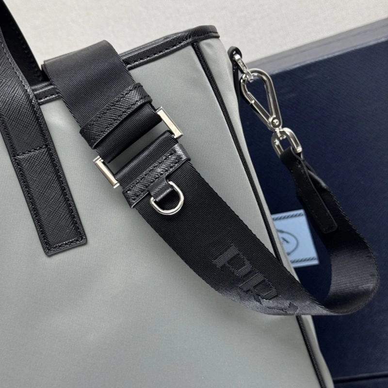 Pra*a shopping bags 4135f-0222