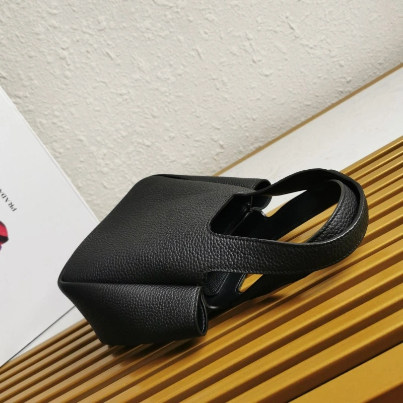Pra*a shopping bags 4137d-0015