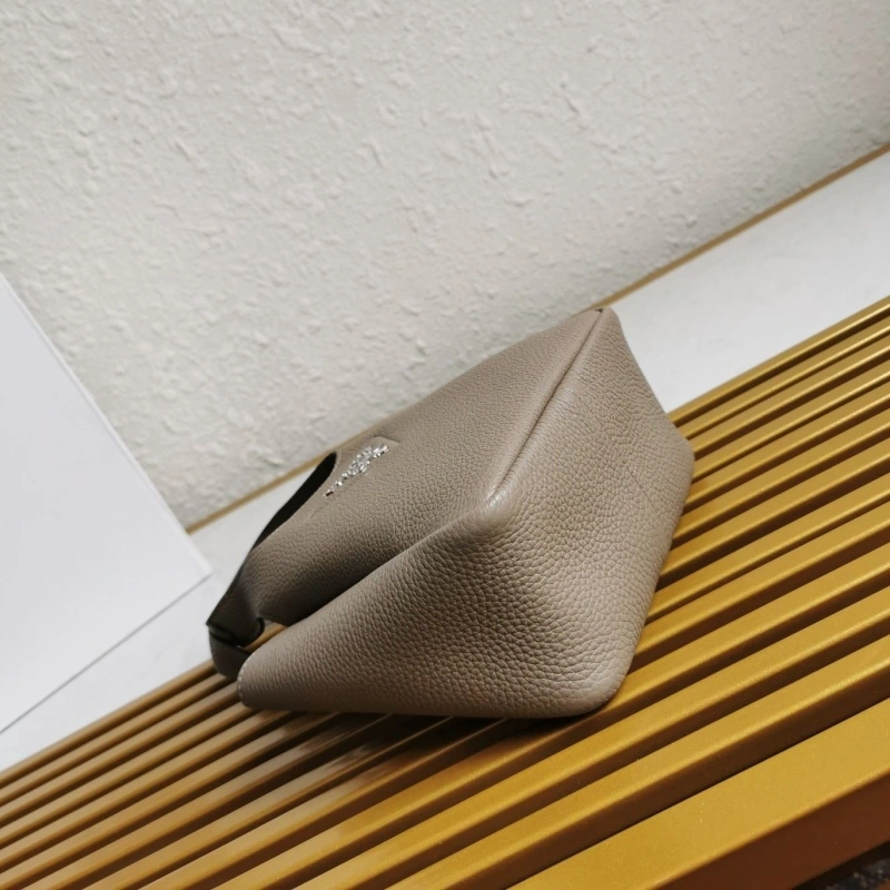 Pra*a shopping bags 4137d-0017