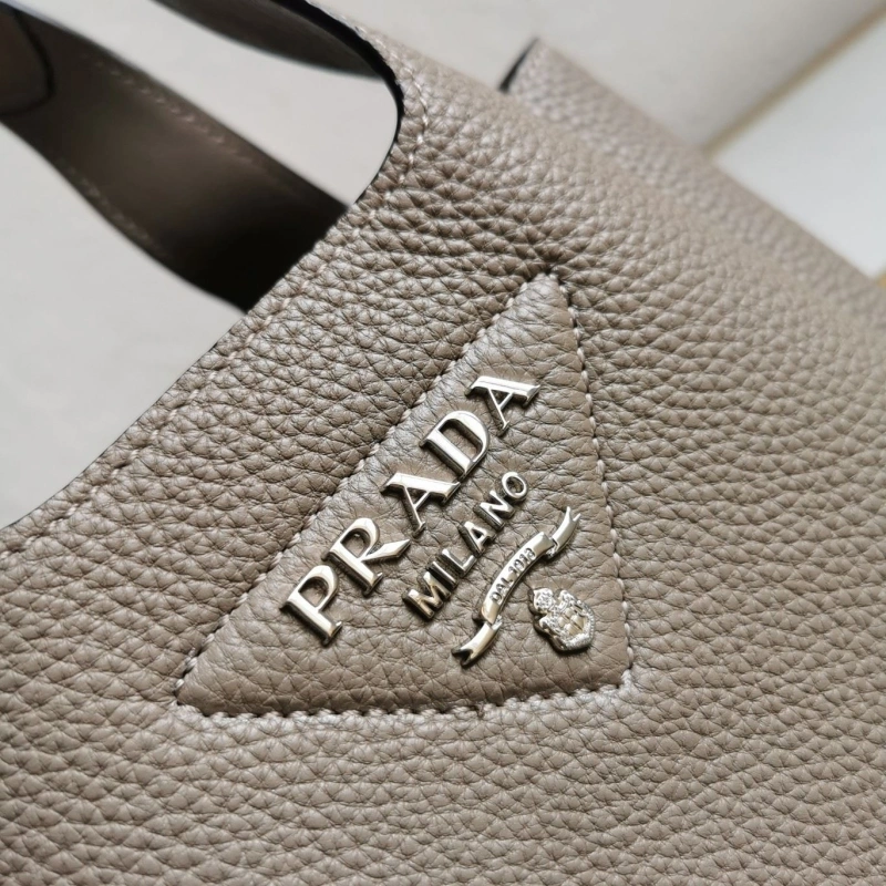 Pra*a shopping bags 4137d-0017