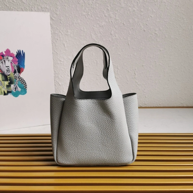 Pra*a shopping bags 4137d-0023