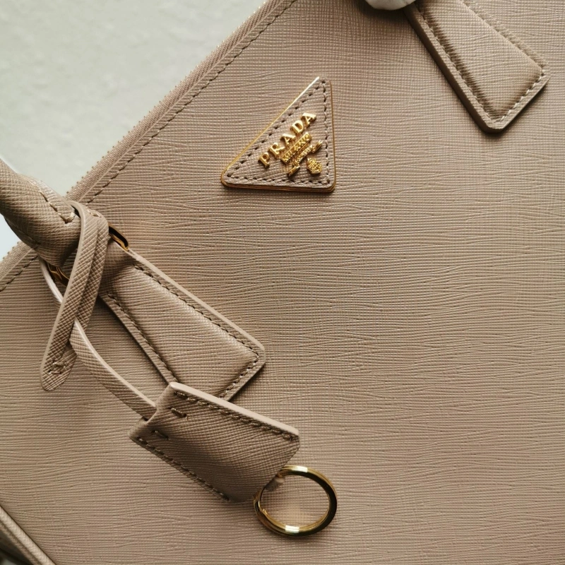 Pra*a shopping bags 4137d-0099