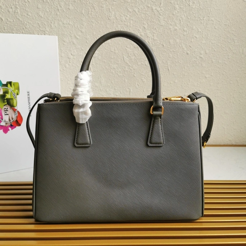 Pra*a shopping bags 4137d-0104