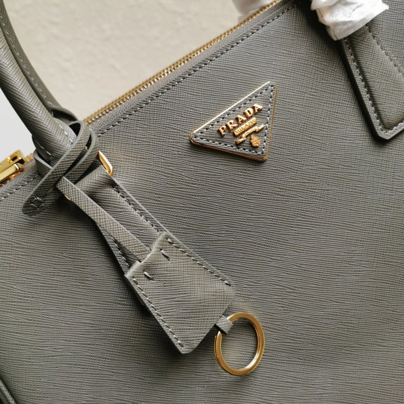 Pra*a shopping bags 4137d-0104