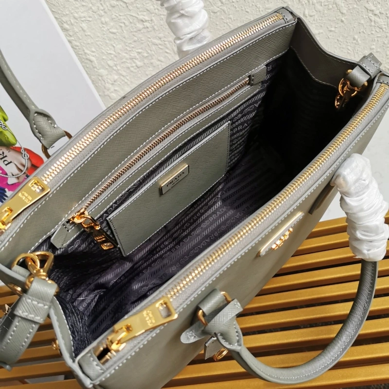 Pra*a shopping bags 4137d-0104