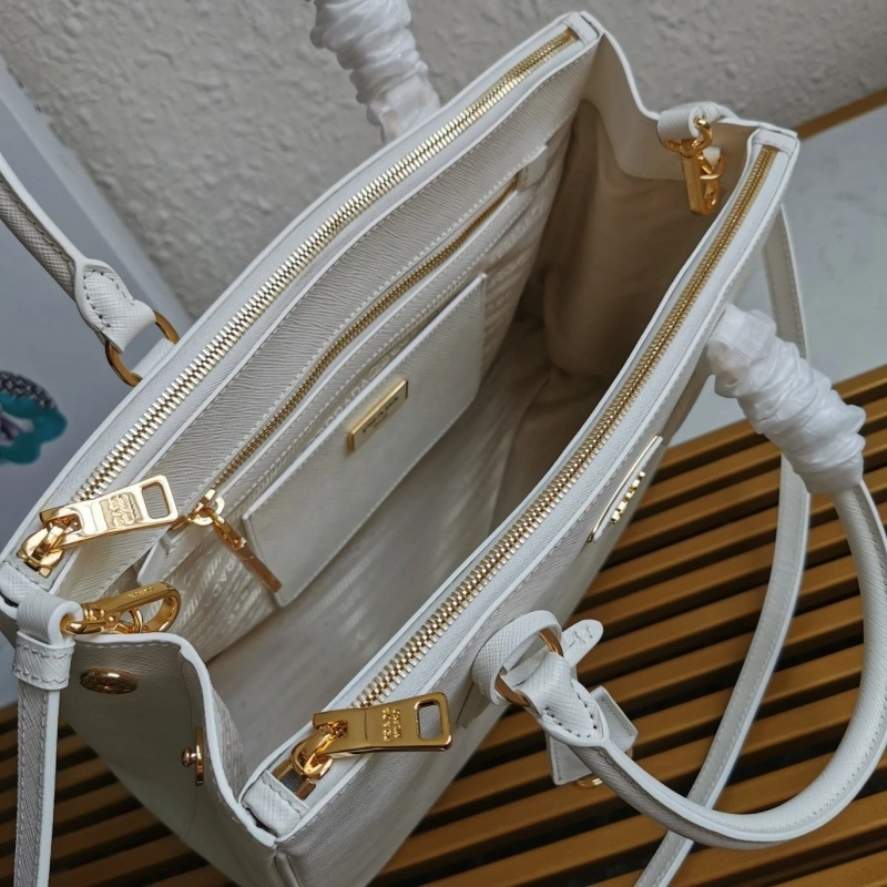 Pra*a shopping bags 4137d-0107