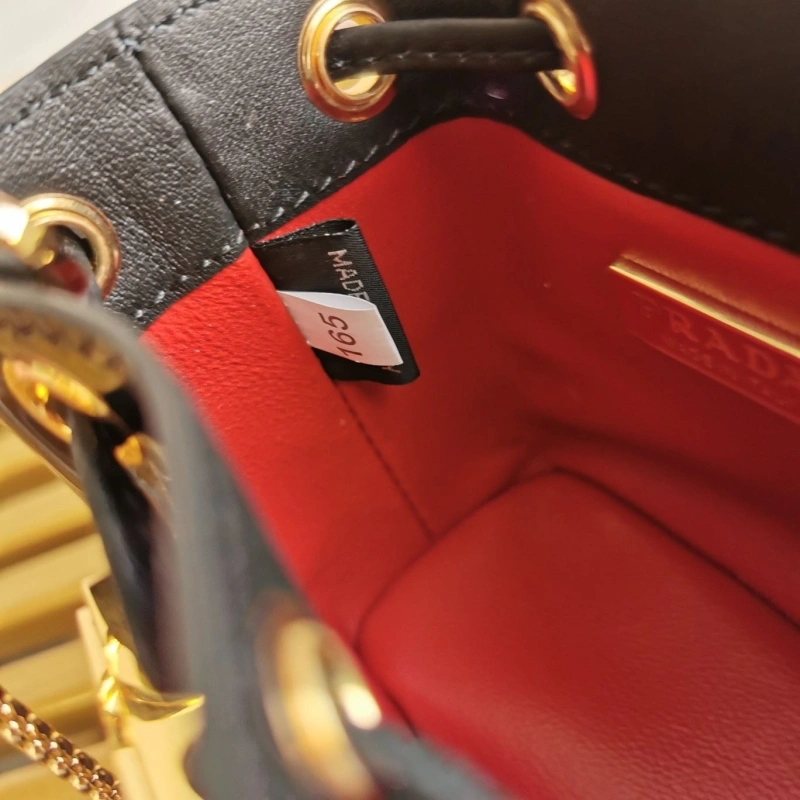Pra*a bucket bags 4137d-0160
