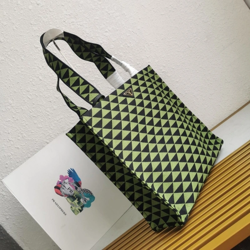 Pra*a shopping bags 4137d-0174