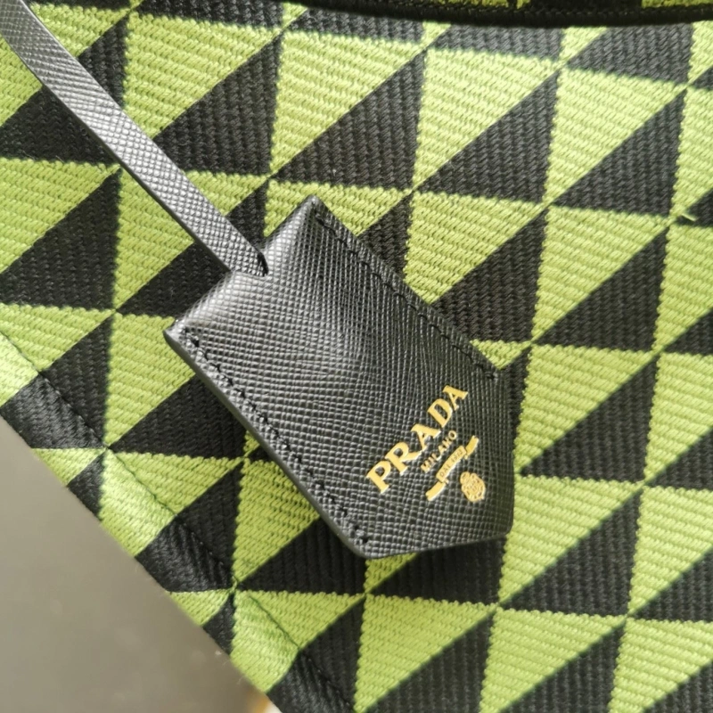 Pra*a shopping bags 4137d-0174