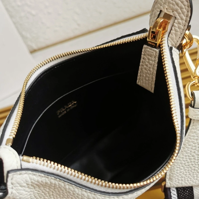 Pra*a satchel bags 4137d-0202