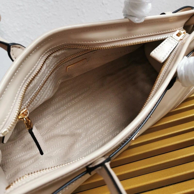 Pra*a top handle bags 4137f-0025