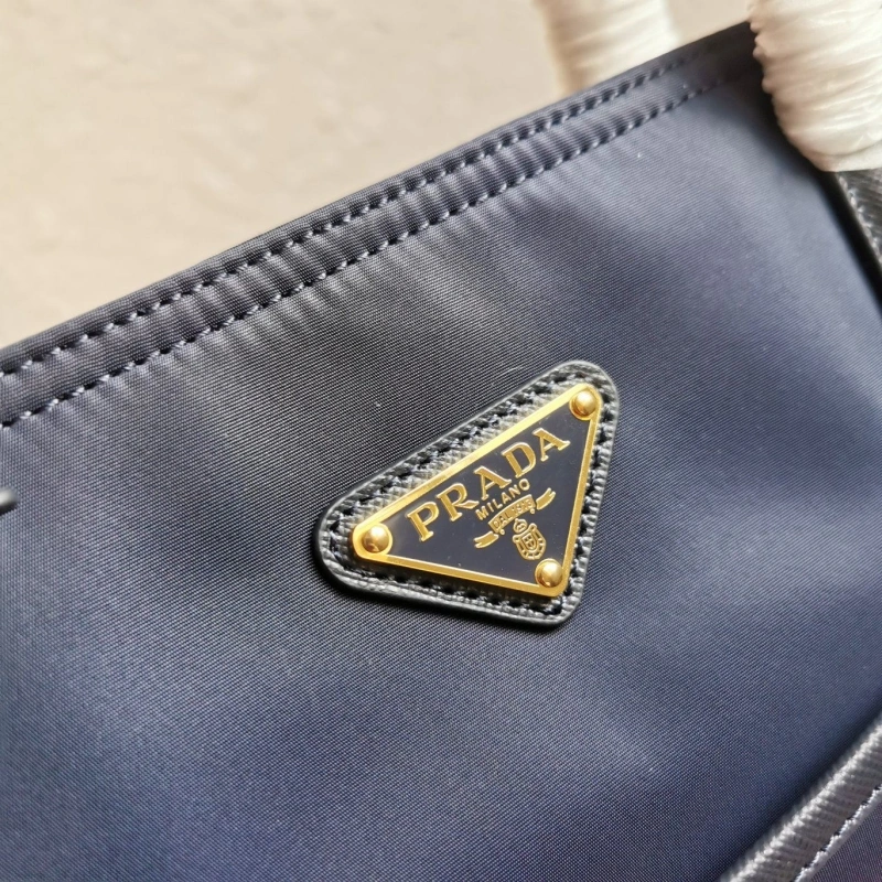 Pra*a shopping bags 4137f-0053