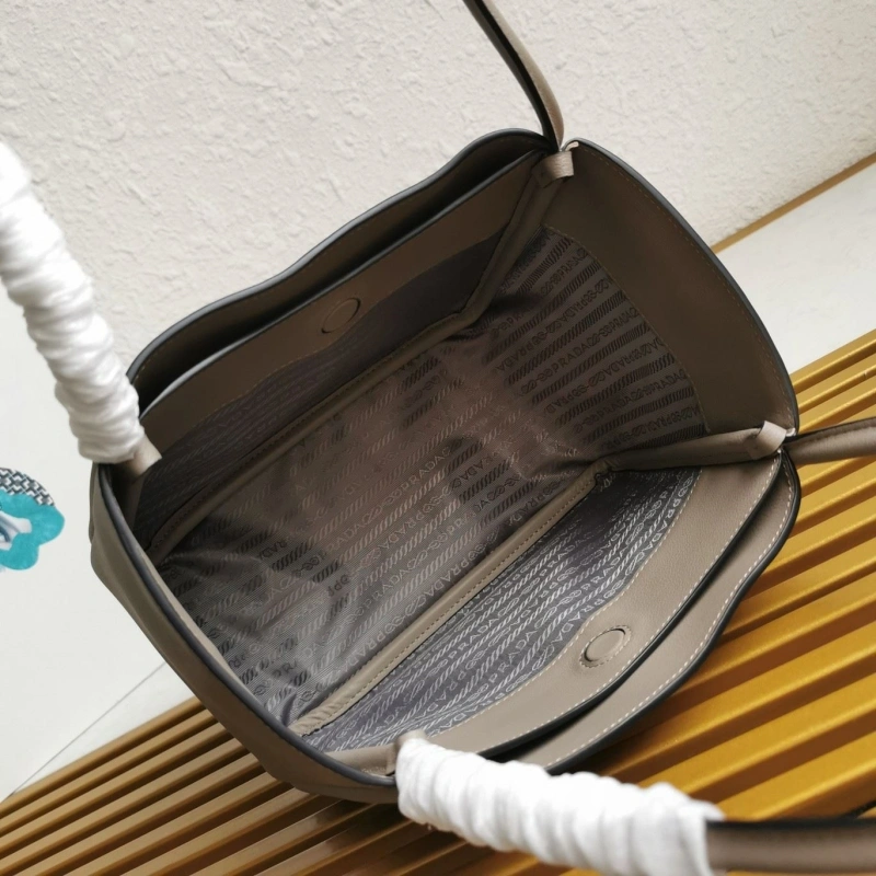 Pra*a shopping bags 4137g-0037