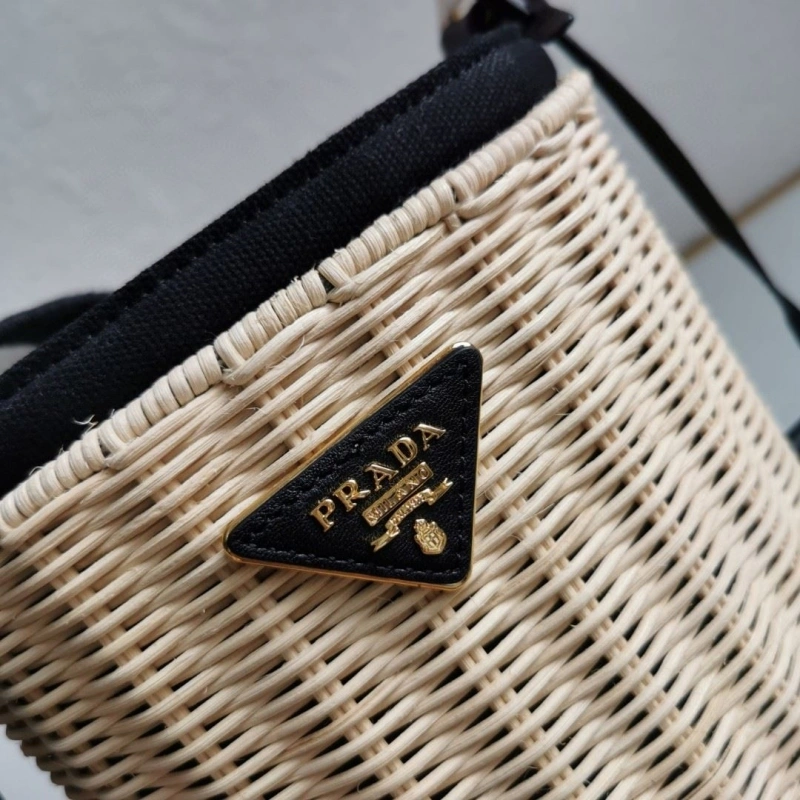 Pra*a bucket bags 4137g-0064
