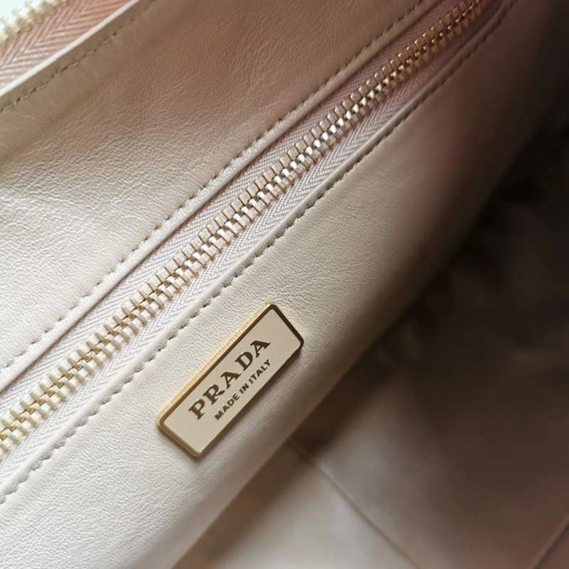 Pra*a top handle bags 4137g-0086