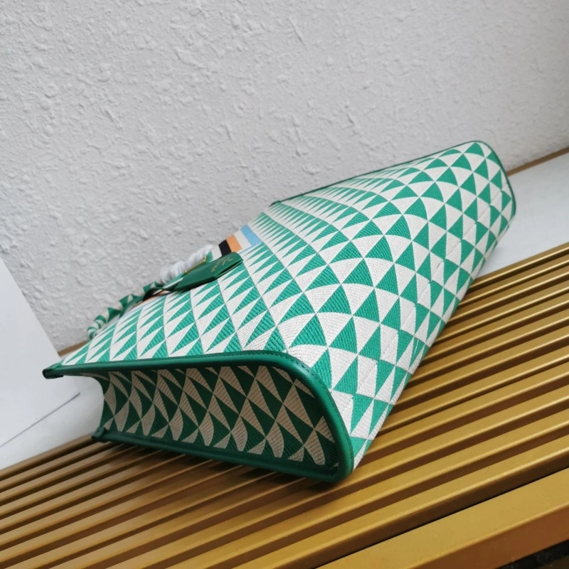 Pra*a shopping bags 4137g-0105