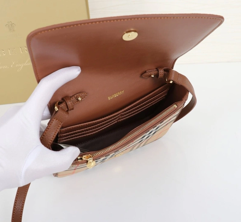 Bv*b*rry satchel bags 4140-0037