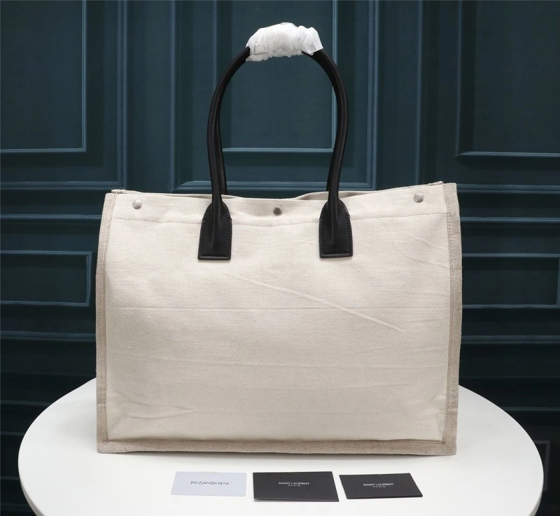 Bv*b*rry shopping bags 4140-0097