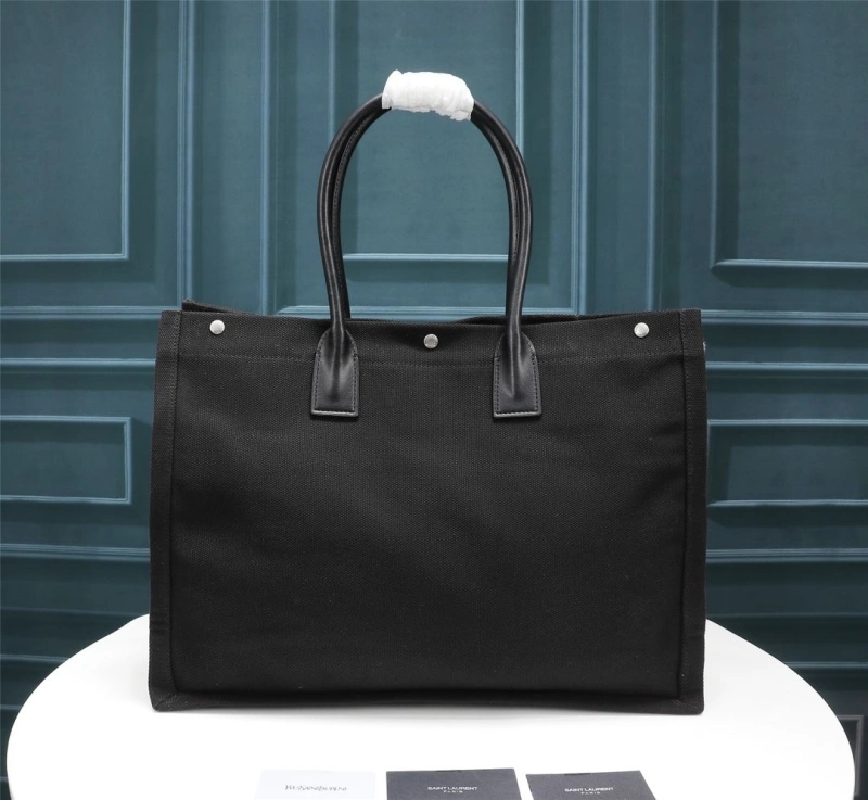 Bv*b*rry shopping bags 4140-0098