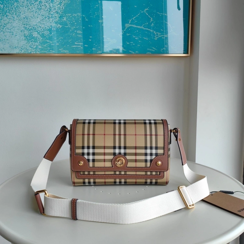 Bv*b*rry satchel bags 4140-0140