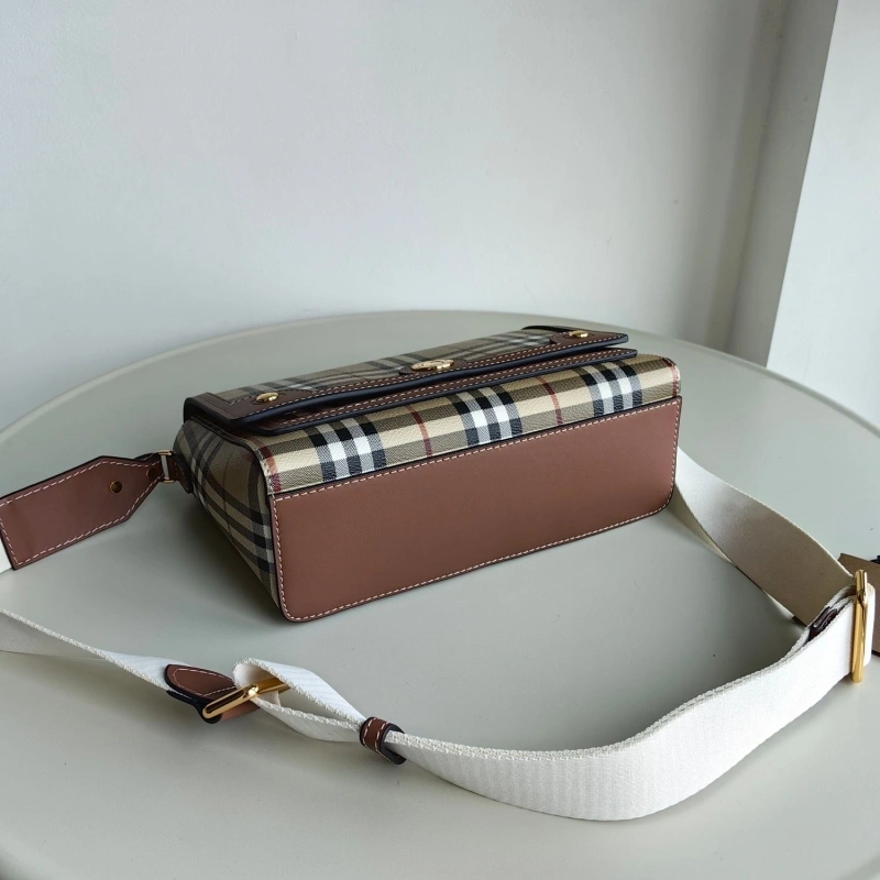 Bv*b*rry satchel bags 4140-0140