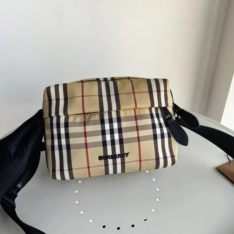 Bv*b*rry satchel bags 4140-0144