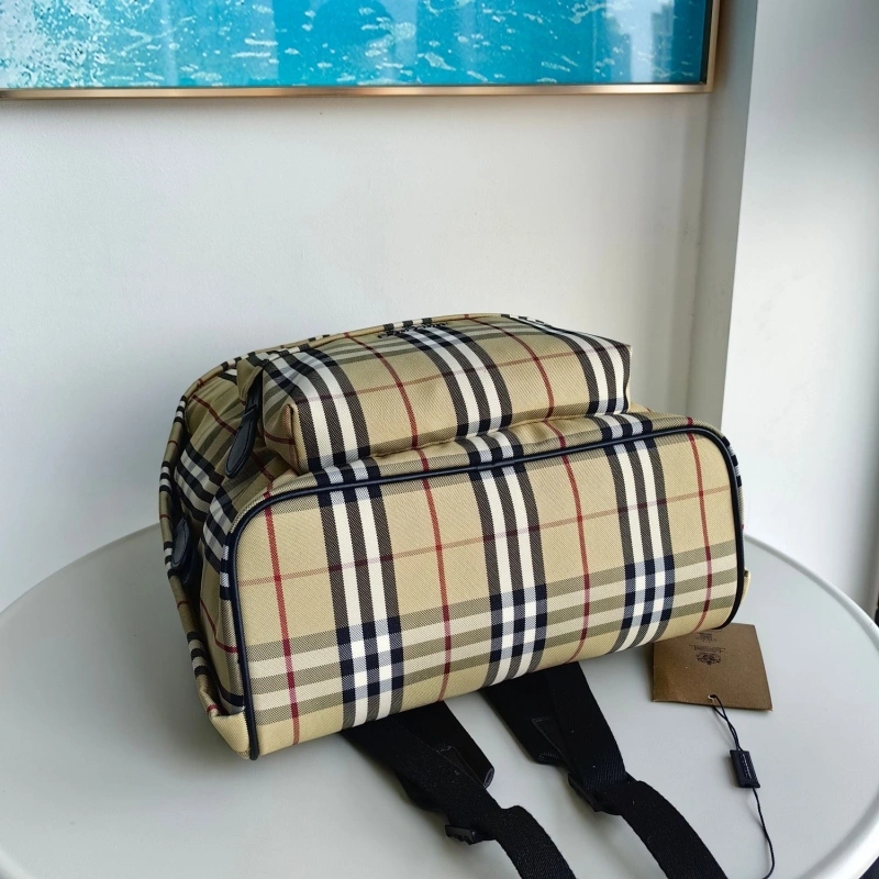 Bv*b*rry backpacks 4140-0145
