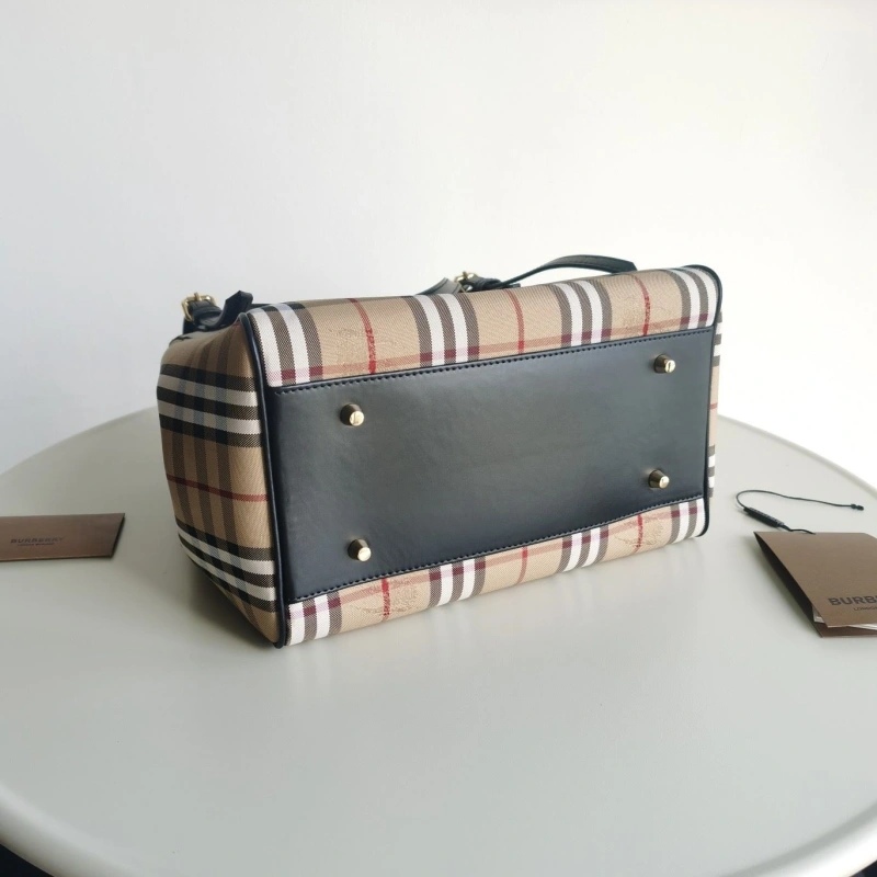 Bv*b*rry shopping bags 4140-0147