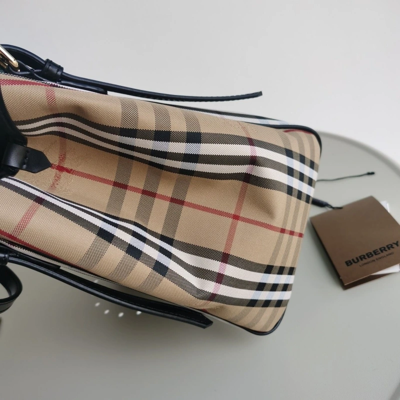 Bv*b*rry shopping bags 4140-0147
