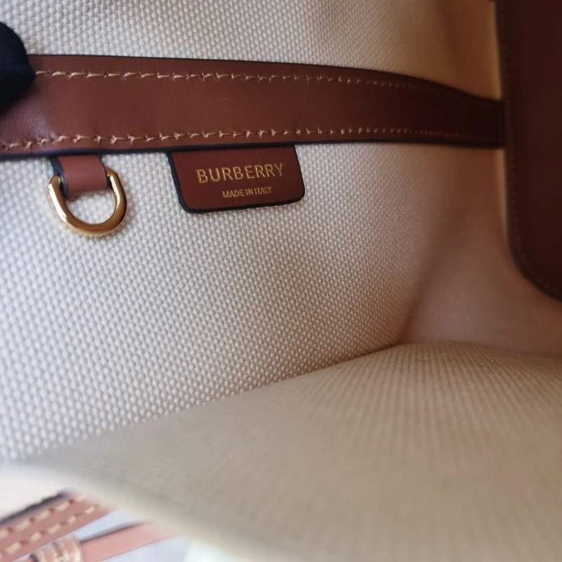 Bv*b*rry bucket bags 4140-0148