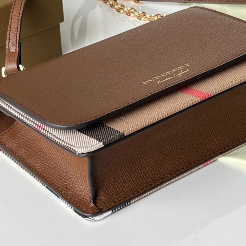 Bv*b*rry satchel bags 4140-0310