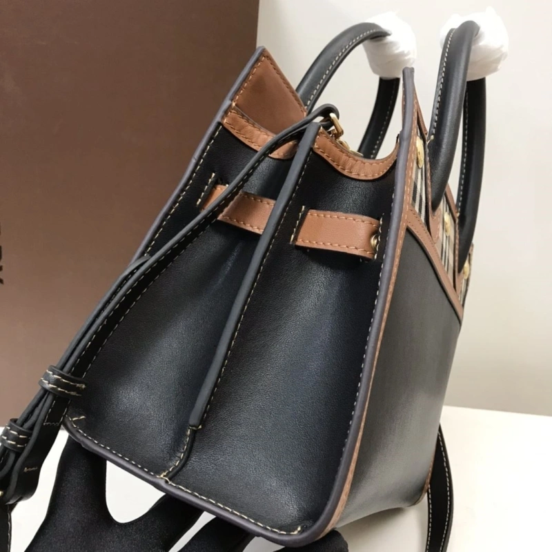 Bv*b*rry shopping bags 4140-0359