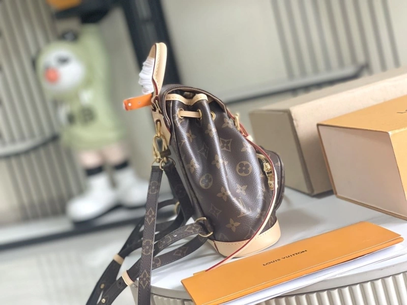 LV Backpacks 4171A-0010
