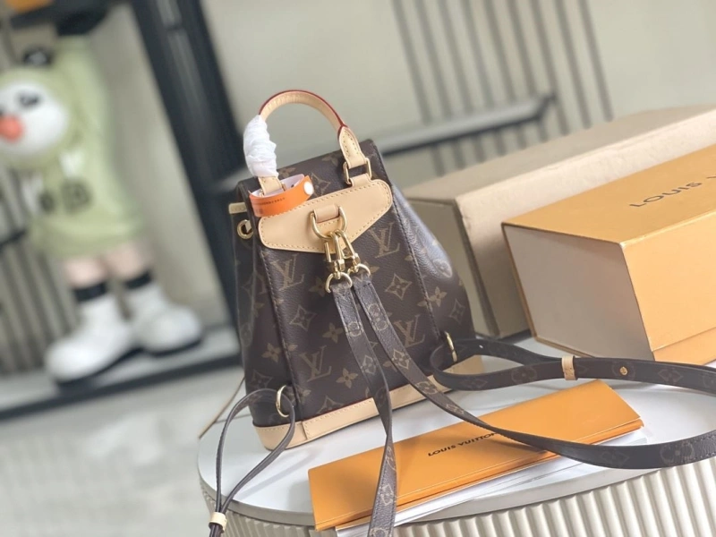 LV Backpacks 4171A-0010